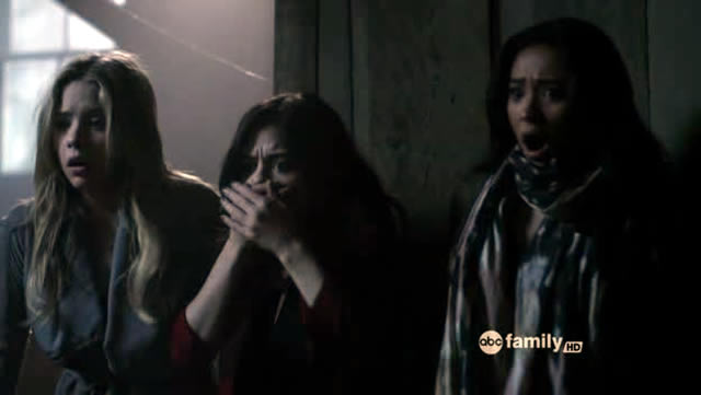 25-can-we-have-an-hour-of-just-emily-making-faces-please