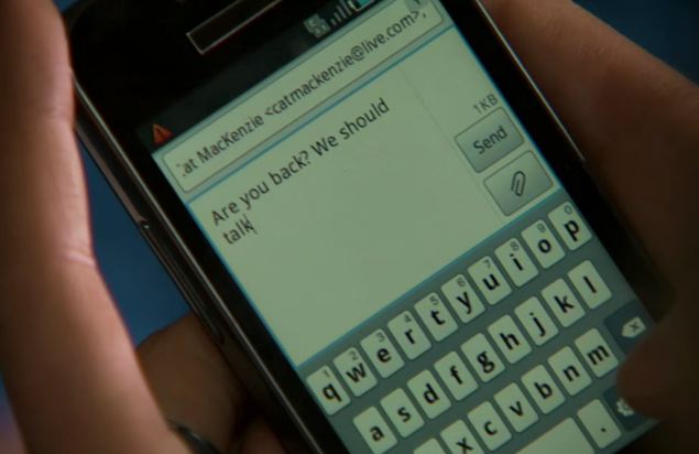 03_frankie_got_a_new_phone