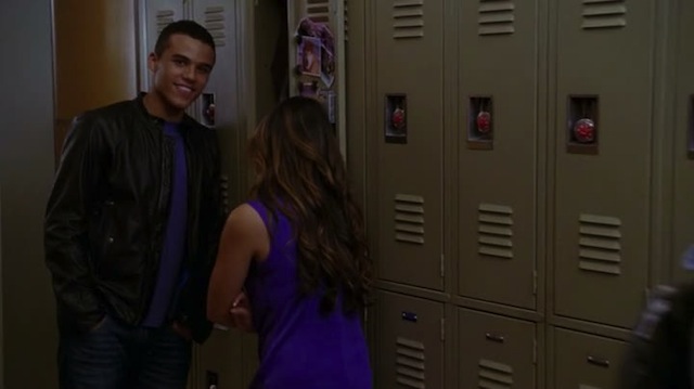 Glee402-00111