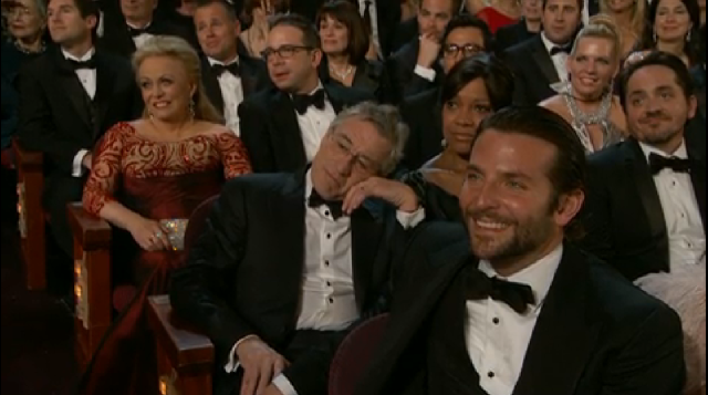 YET ROBERT DE NIRO LOOKS SO BORED