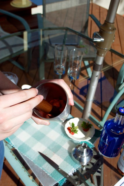 wimbledon muddling strawberries