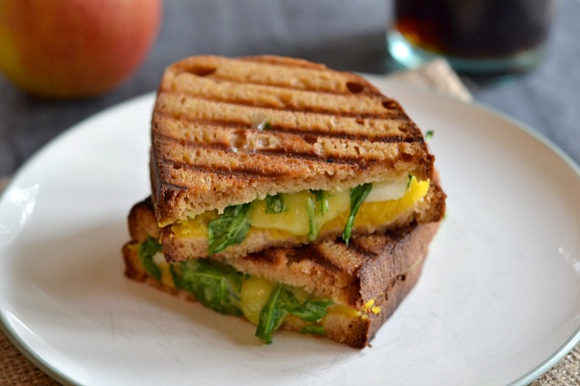 Pumpkin-Grilled-Cheese-feature