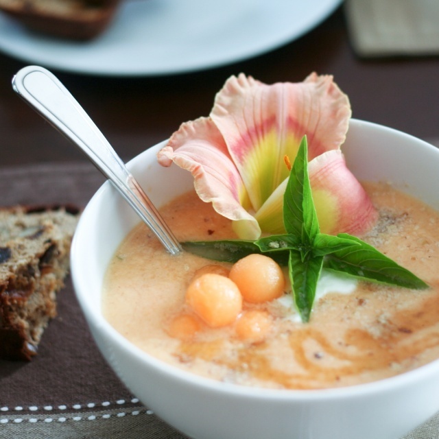 Chilled Cantaloupe Soup