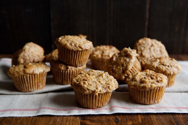 apple-cheddar-muffins