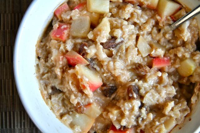 baked-apple-cinnamon-raisin-oatmeal