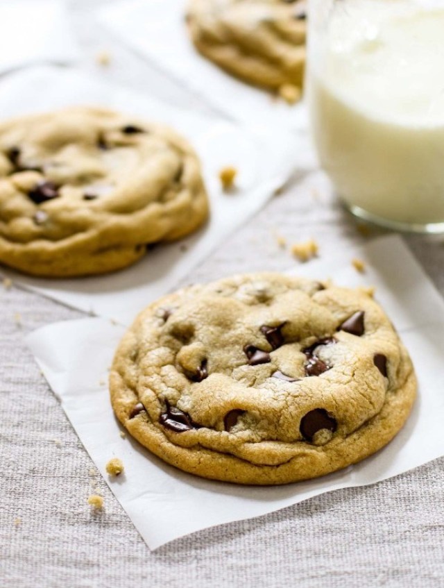 Chocolate-Chip-Cookies-600x975