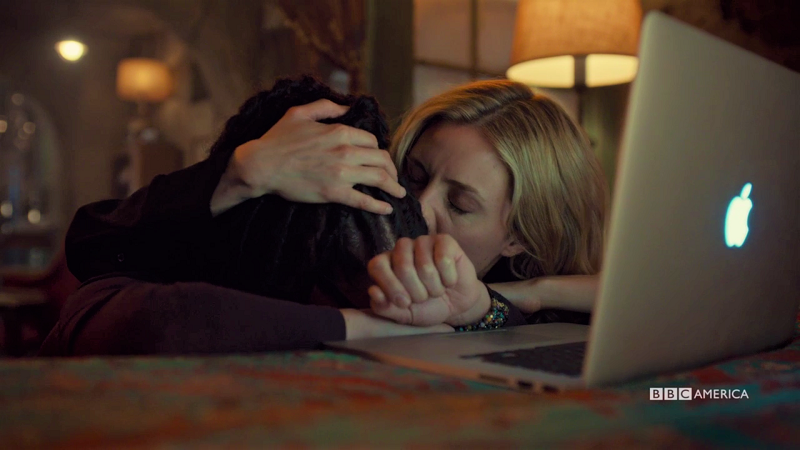 Cosima cries and Delphine holds her