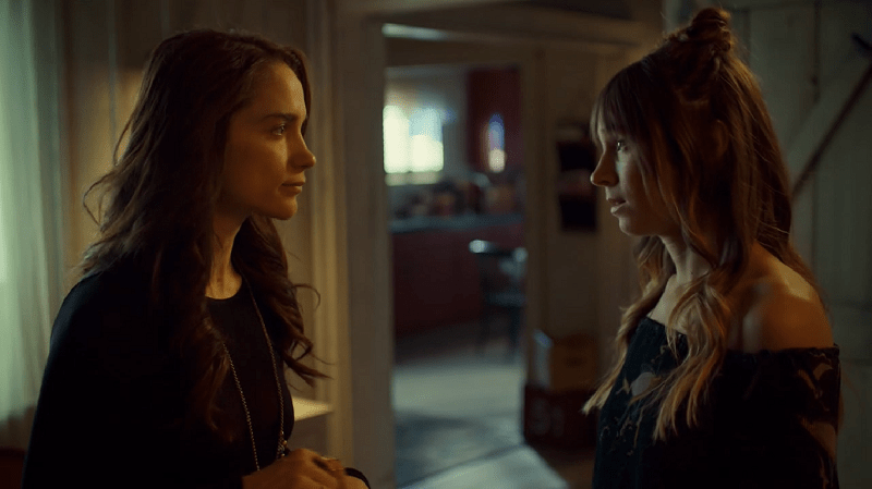Wynonna and Waverly face off and they both look different kinds of sad