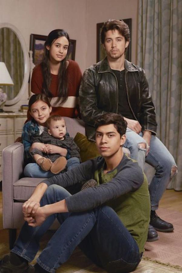 the cast of party of five