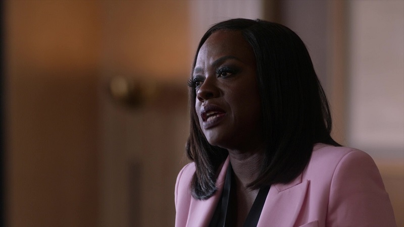 Annalise Keating in court looking divine in a carnation pink blazer 