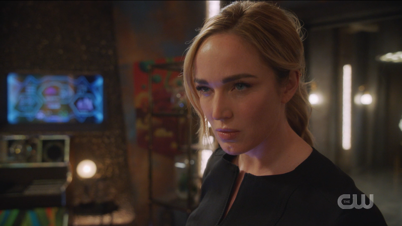 Sara glares at Bishop
