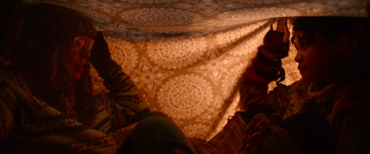 Misty and Crystal under a sheet in Yellowjackets